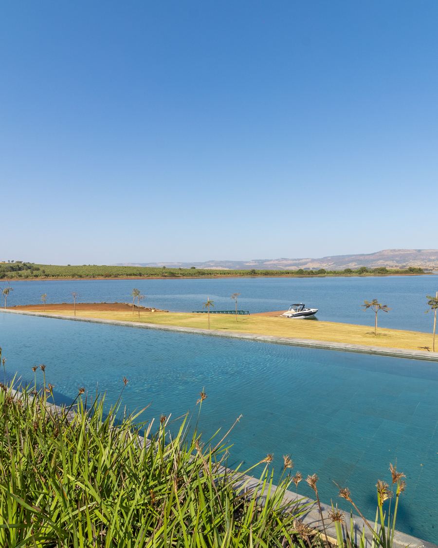 Piscina de borda infinita